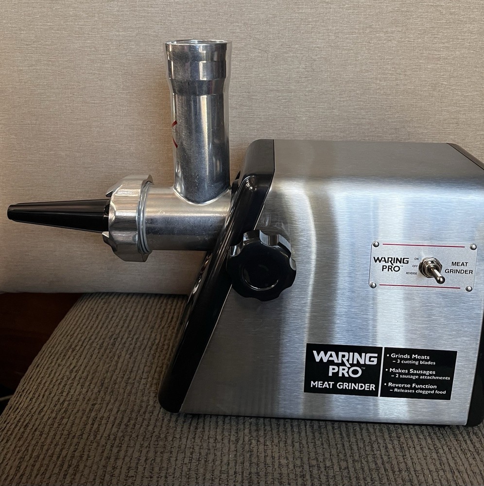 Waring Pro 3 Cutting Blades Electric Meat Grinder With Reverse Function MG100
