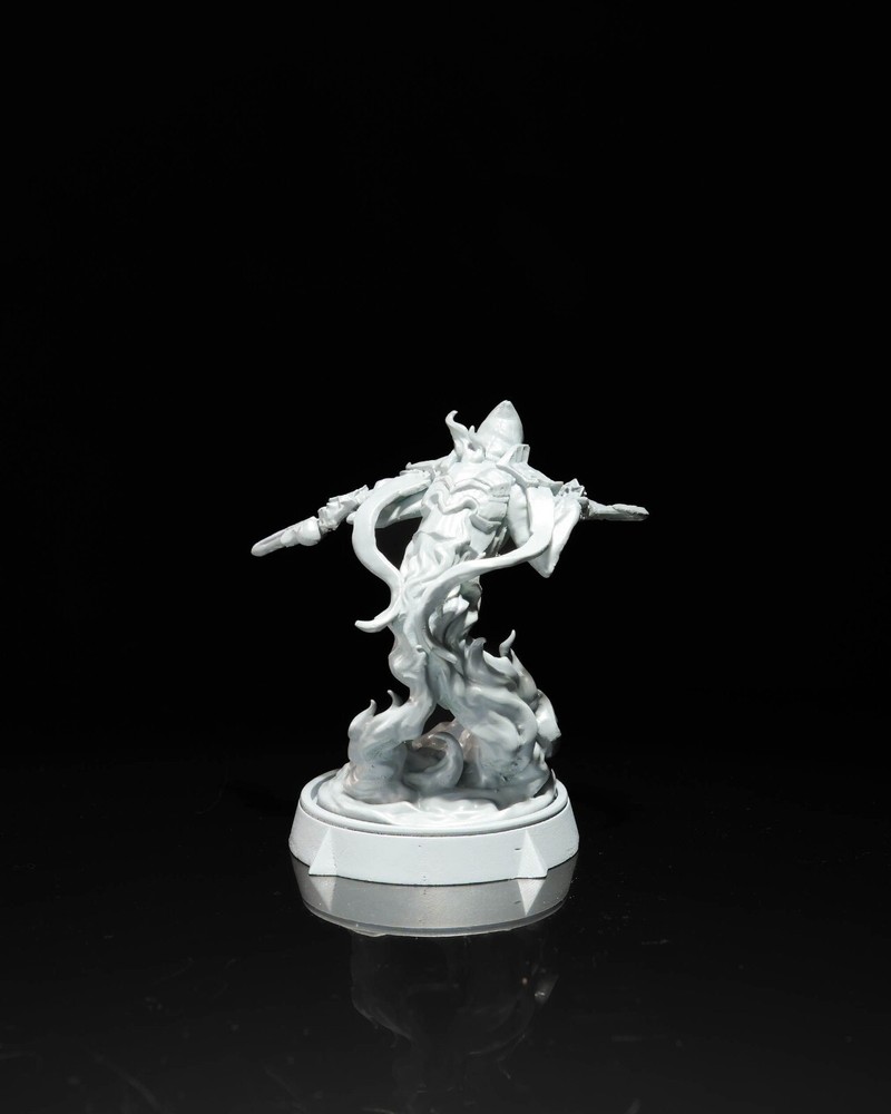 DnD Ghost with Daggers 32mm Scale (unpainted)