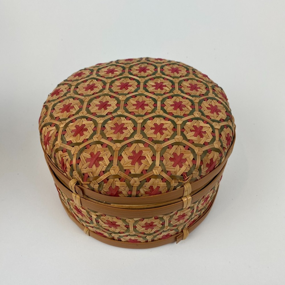 Thai Handicraft Bamboo Nesting Boxes Pikul Pattern Basket Set 2 EUC Decor