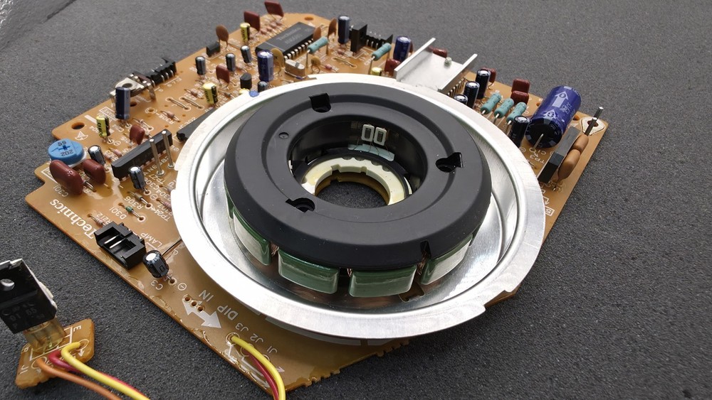 Technics sl1200, sl1210 mk2. Main pcb/motor