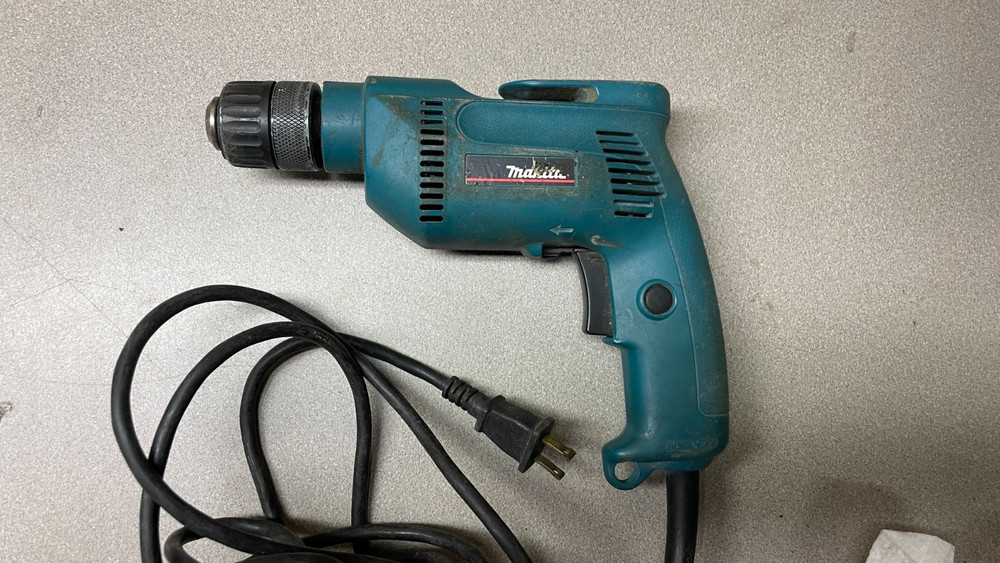 Makita 6408 Corded Drill
