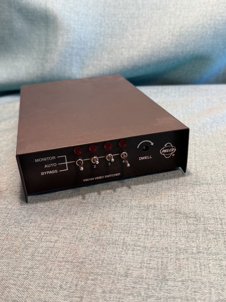 Pelco VS5104 Sequential Switcher