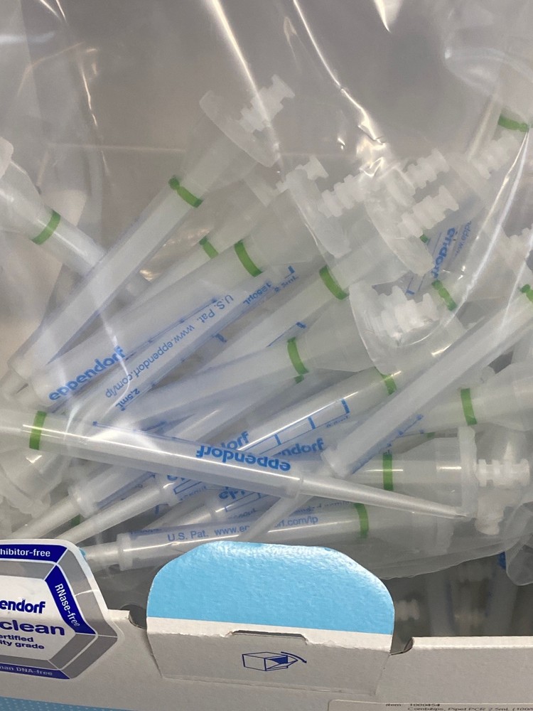 (100/Pk) EPPENDORF Combitips Advanced 2.5mL Plastic PCR Pipette Tips 0030089804