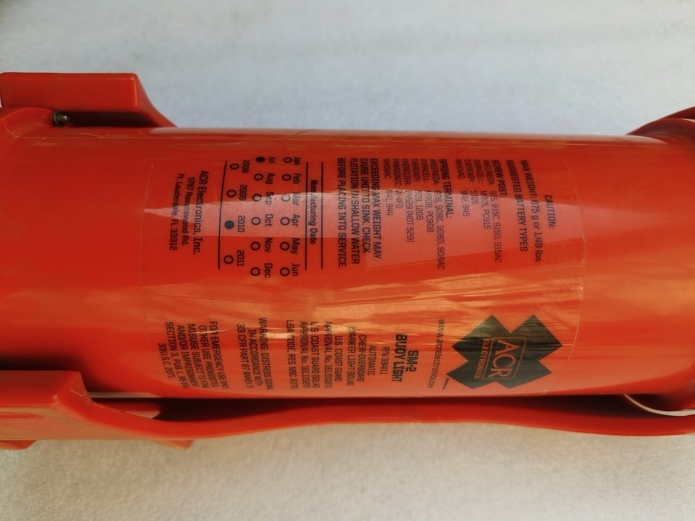 ACR ELECTORONICS SM-2 BUOY LIGHT STROBING CREW OVERBOARD MARLER LIGHT