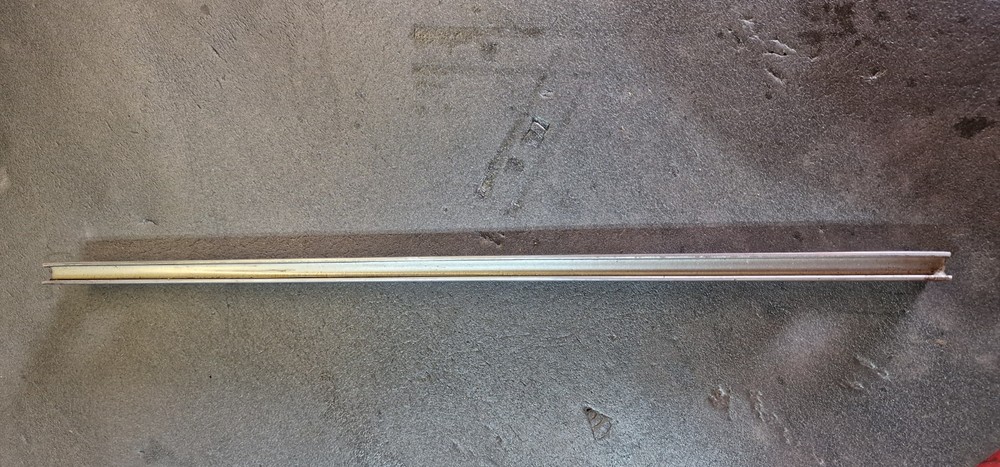 Early Snap On Tool Box Tray Rail