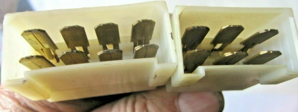 FIAT 124 SPIDER 2000 STEERING COLUMN SWITCH