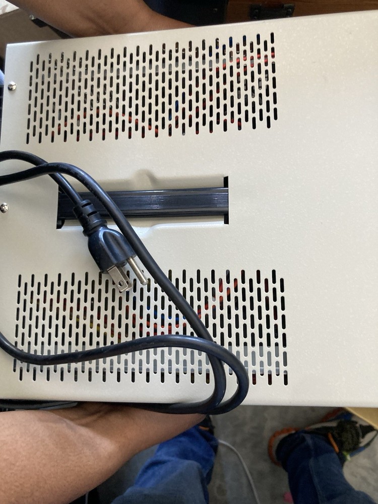 High Voltage Reader