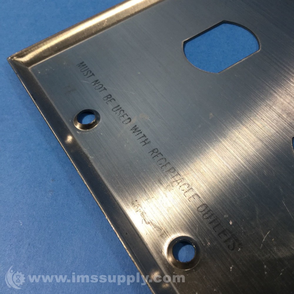 Double Outlet Wall Plate FNIP