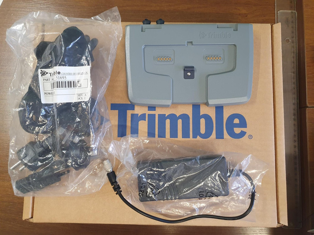 NEW Docking station for Trimble CU