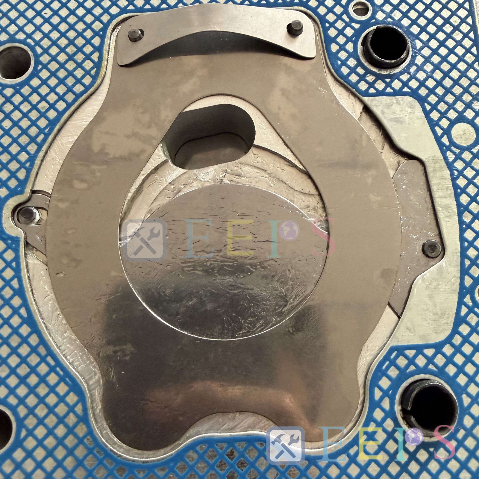 OEM Air Brake Compressor Cylinder Head Fit For Cummins / 9115150030/ 9115150070