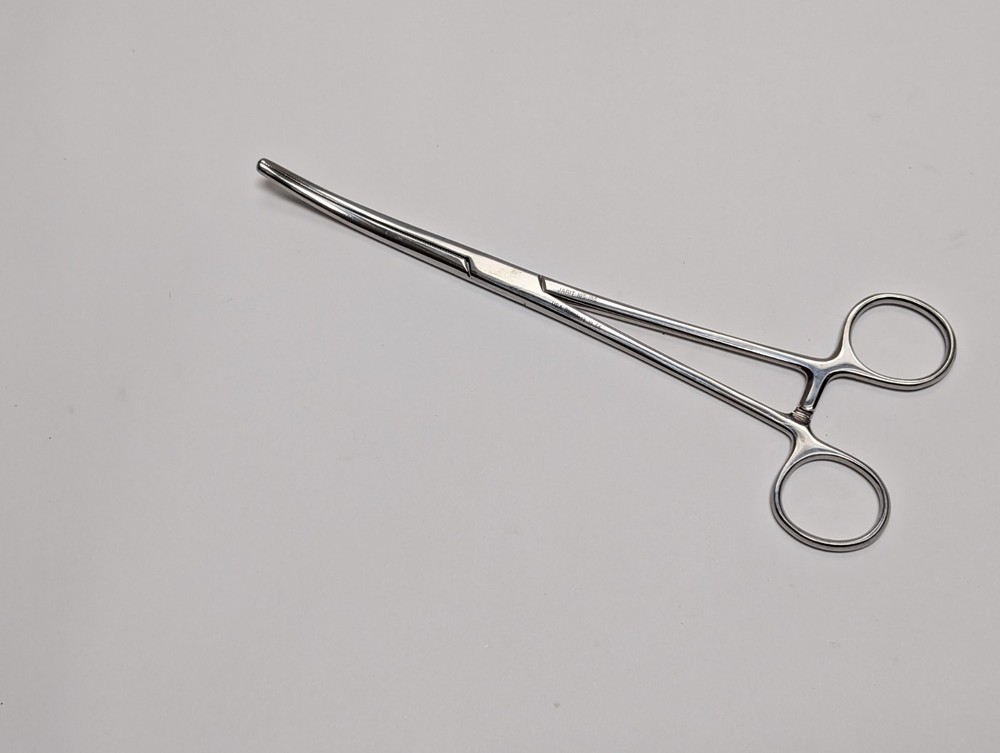 4 pcs. Assorted Forceps JARIT 105-196 CODMAN 32-4121 (USED).