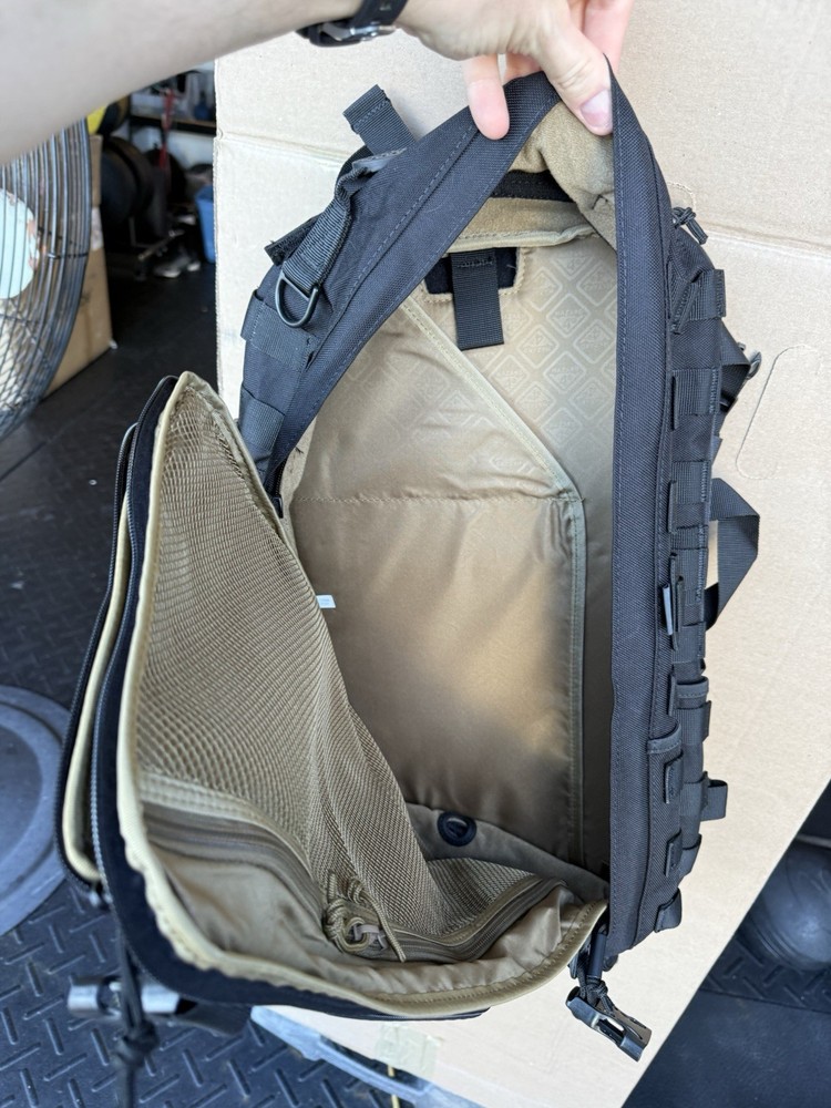 HAZARD 4 Sidewinder(TM) Full Sized Laptop Sling Pack Blue