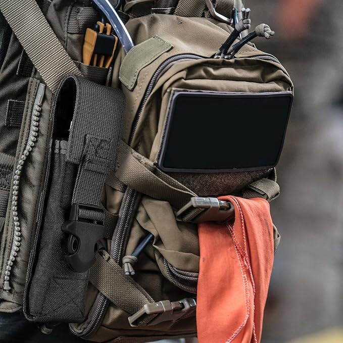 Multiuse Tool Pouch Holster Case with Adjustable Capacity for Holding Flashlight