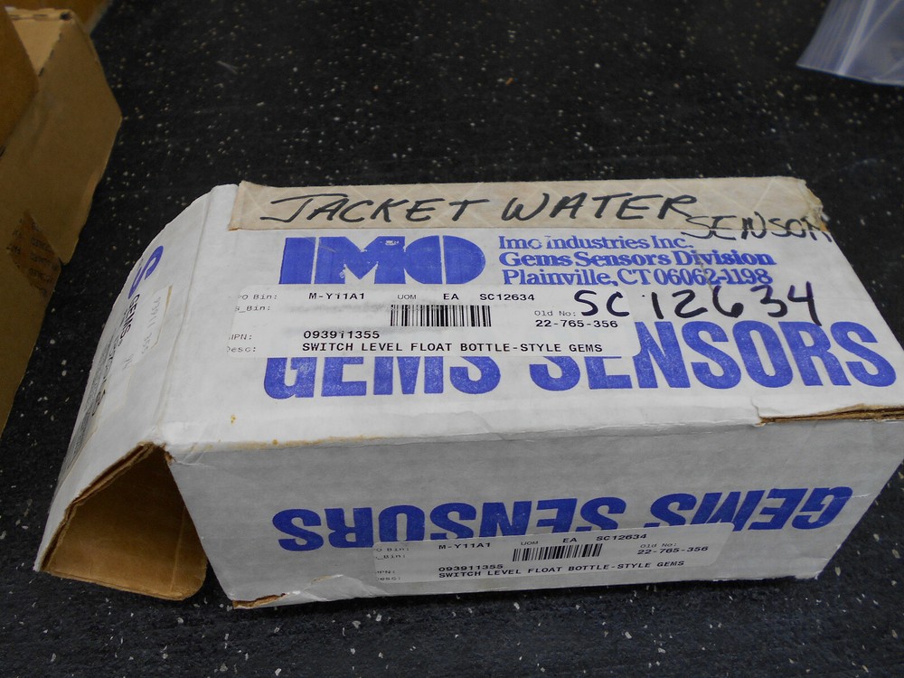 GEMS SENSORS LS-800 LEVEL SWITCH SIDE MOUNTED FLOAT BOTTLE