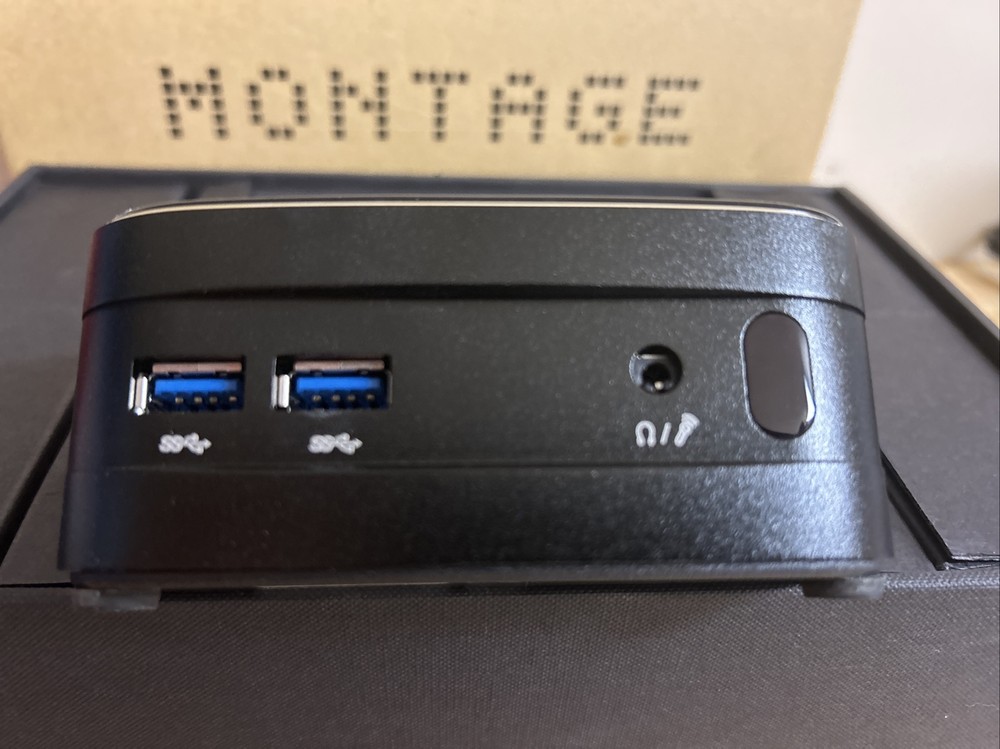 Montage display note video conferencing device