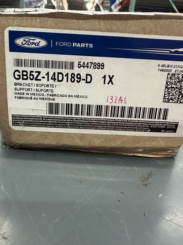 Genuine Ford Blind Spot Detection System Warning Sensor Bracket GB5Z-14D189-D