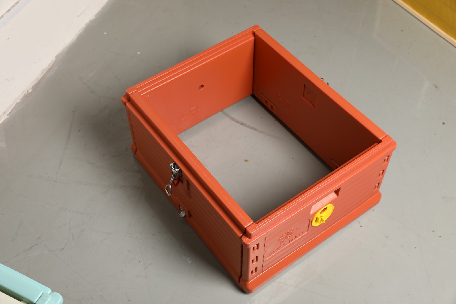 Certified Insulated PVC Langstroth Bee Hive Brood Box only