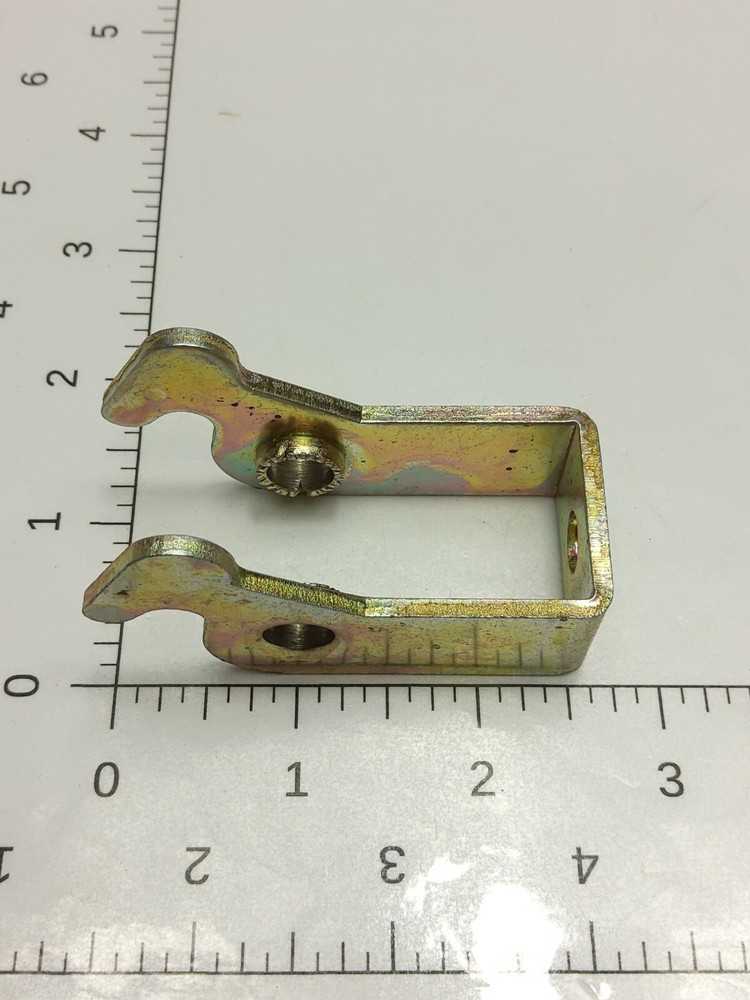 ALLEN BRADLEY E-2508 BRACKET (NOS)