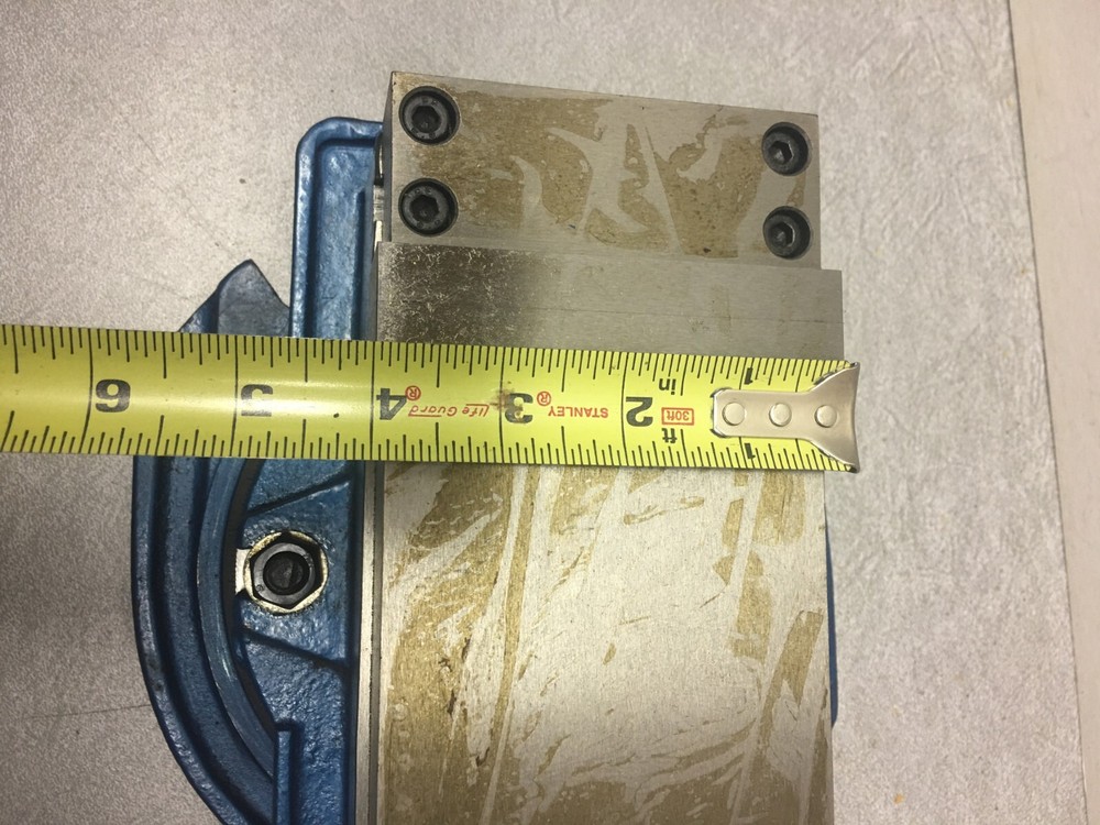 MILLING MACHINE VISE SWIVELING BASE