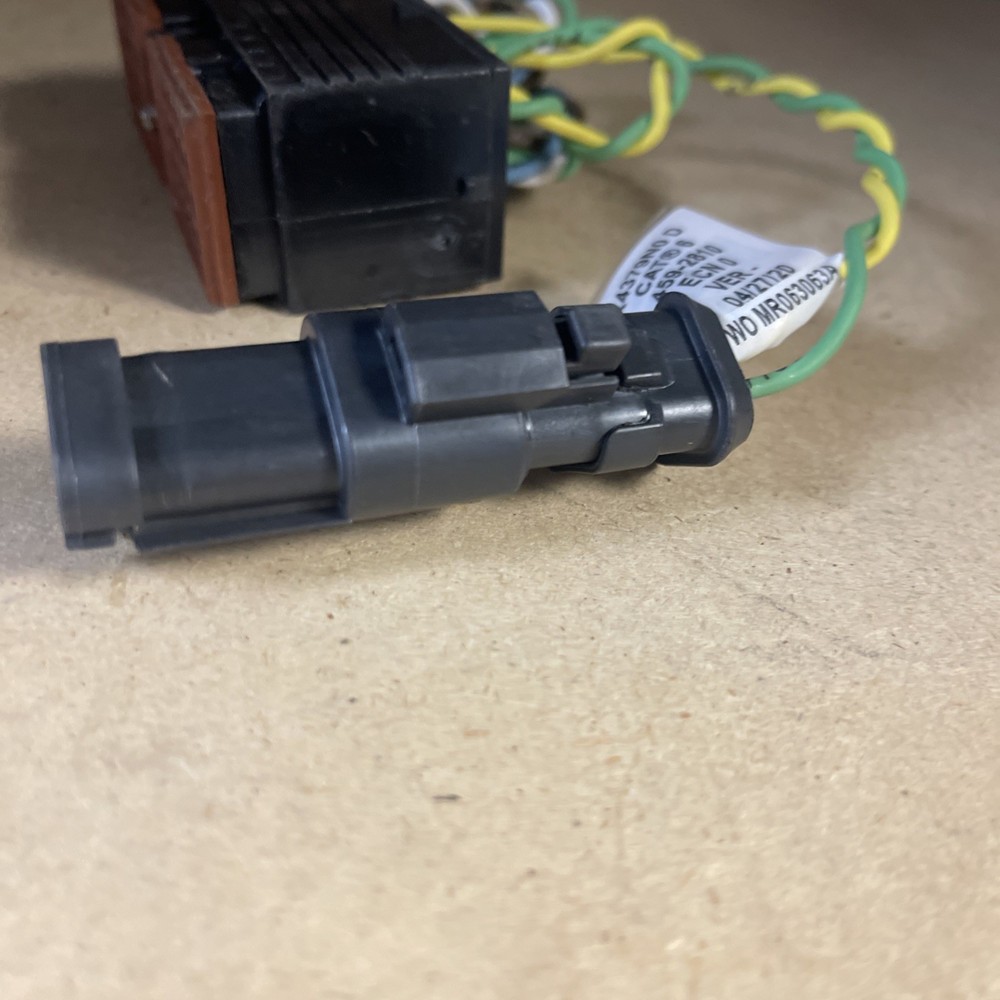 CATERPILLAR 459-2810 Console Harness Plug