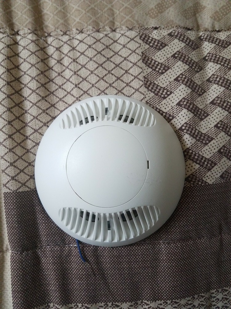 OMNI US Sensor, w/IntlliDAPT White