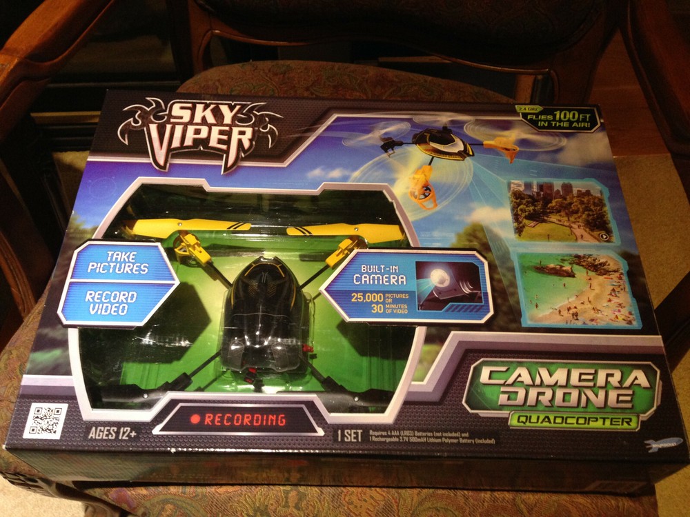 Sky Viper Camera Drone / RC Quadcopter