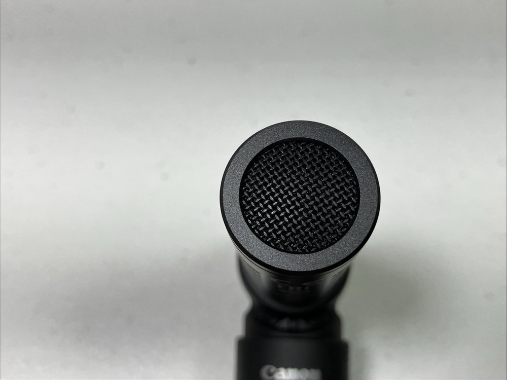 Canon DM-E100 Shoe Mounted Directional Sterio Microphone