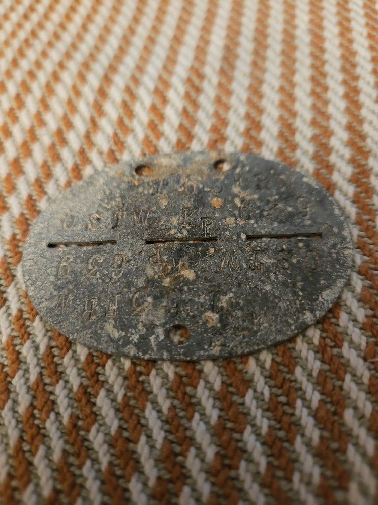 WW2 German / Ukrainian volunteer ID  disc/dog tag