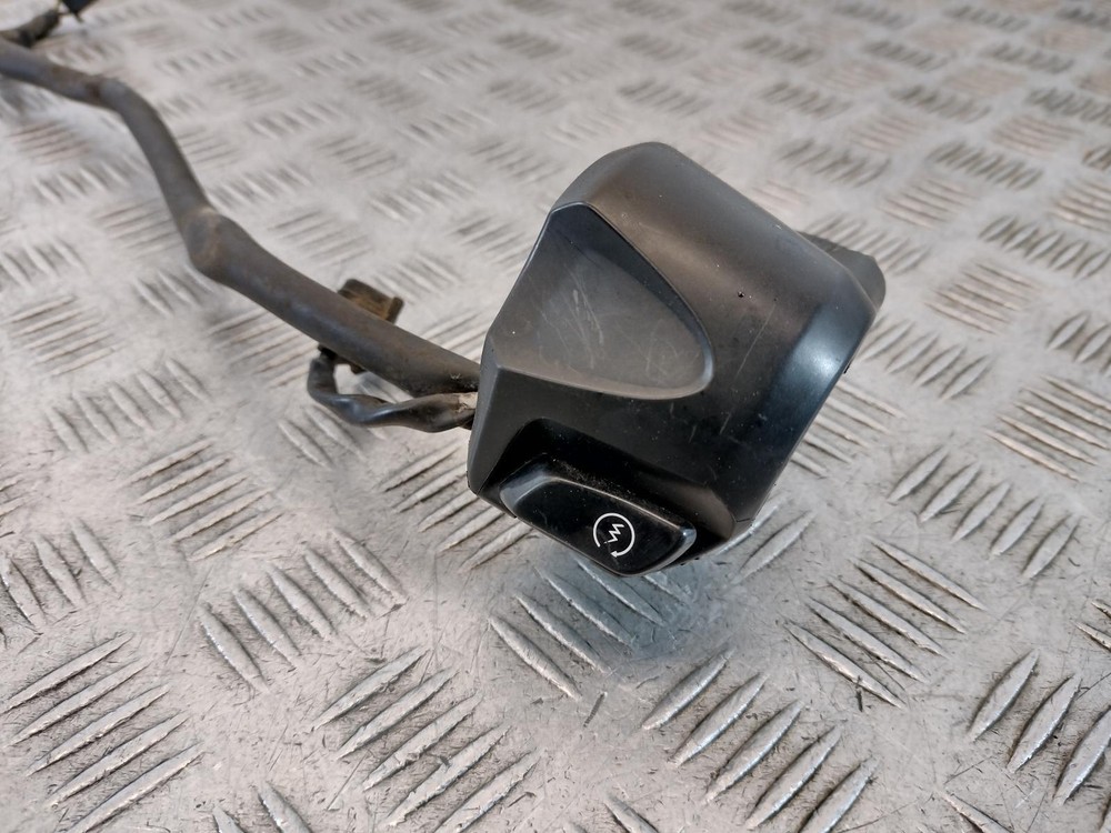 2015 HONDA CB125F Right Hand Switch Gear