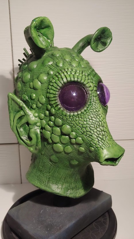 Greedo latex mask