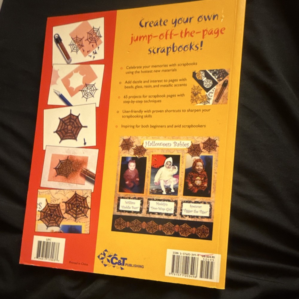 C&T Publishing Cute as a Button Scrapbooking Instructions Book