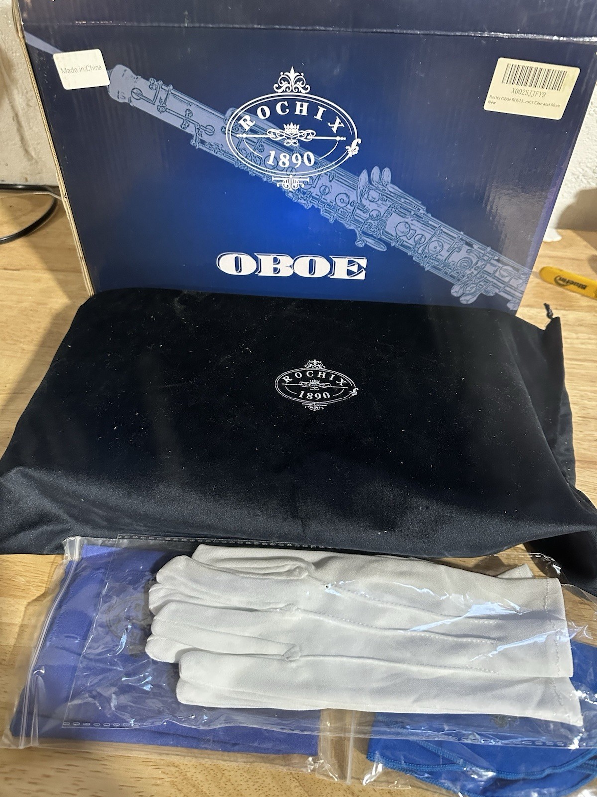 Rochix RHS13 Oboe with Case , Reed, and Accessories New Open Box Never Played