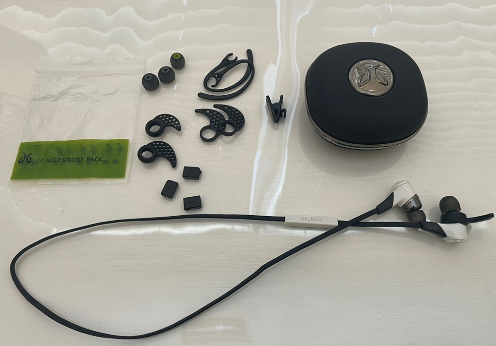 Jaybirds Earbuds, Case and Accessories