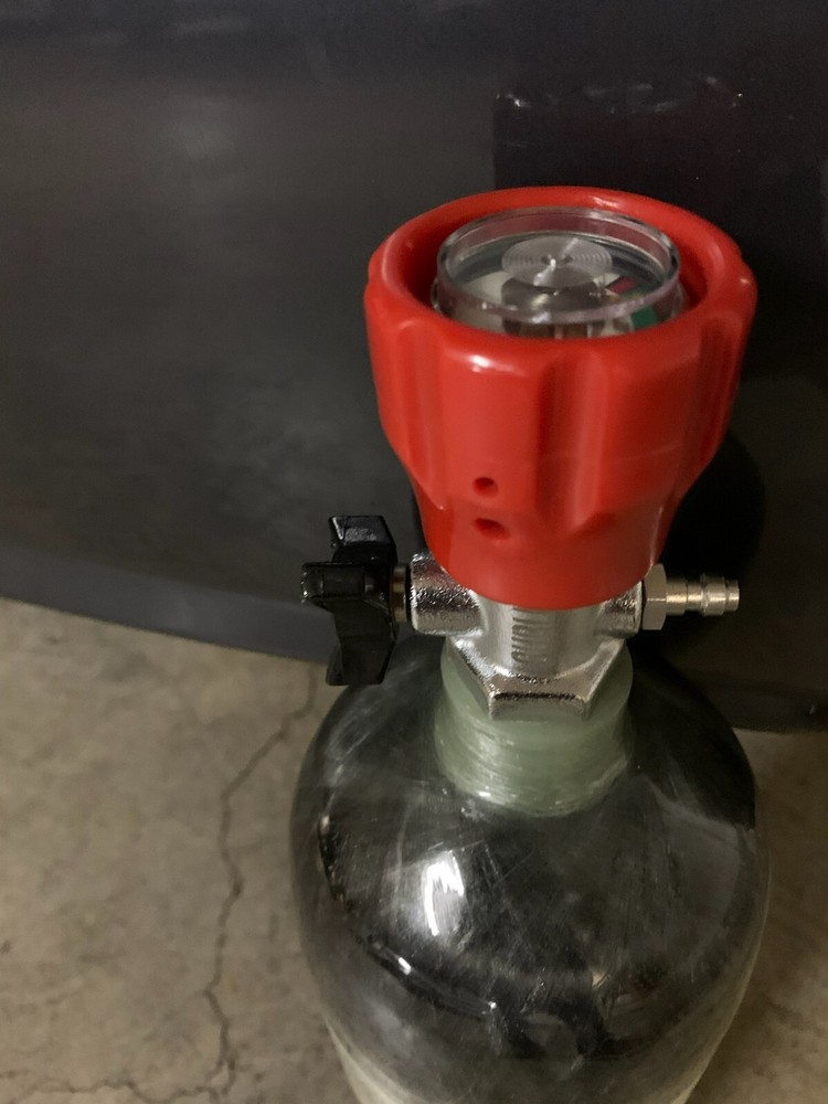 oxygen tank with bule case
