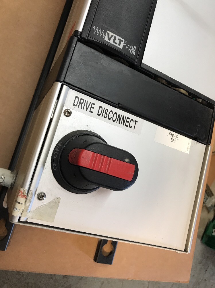 DANFOSS VLT 6004 2.2kW 3.0HP VARIABLE SPEED DRIVE GT4CN1STR3DLF00A00C0 175Z7282