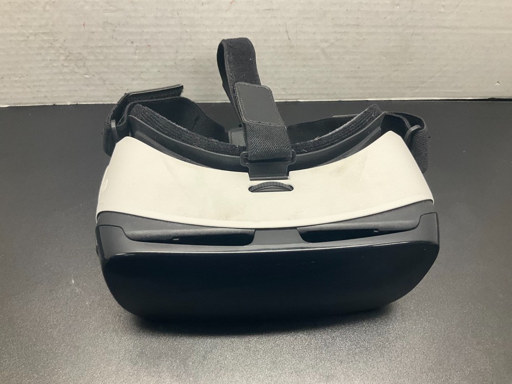 Samsung Gear VR Powered by Oculus -