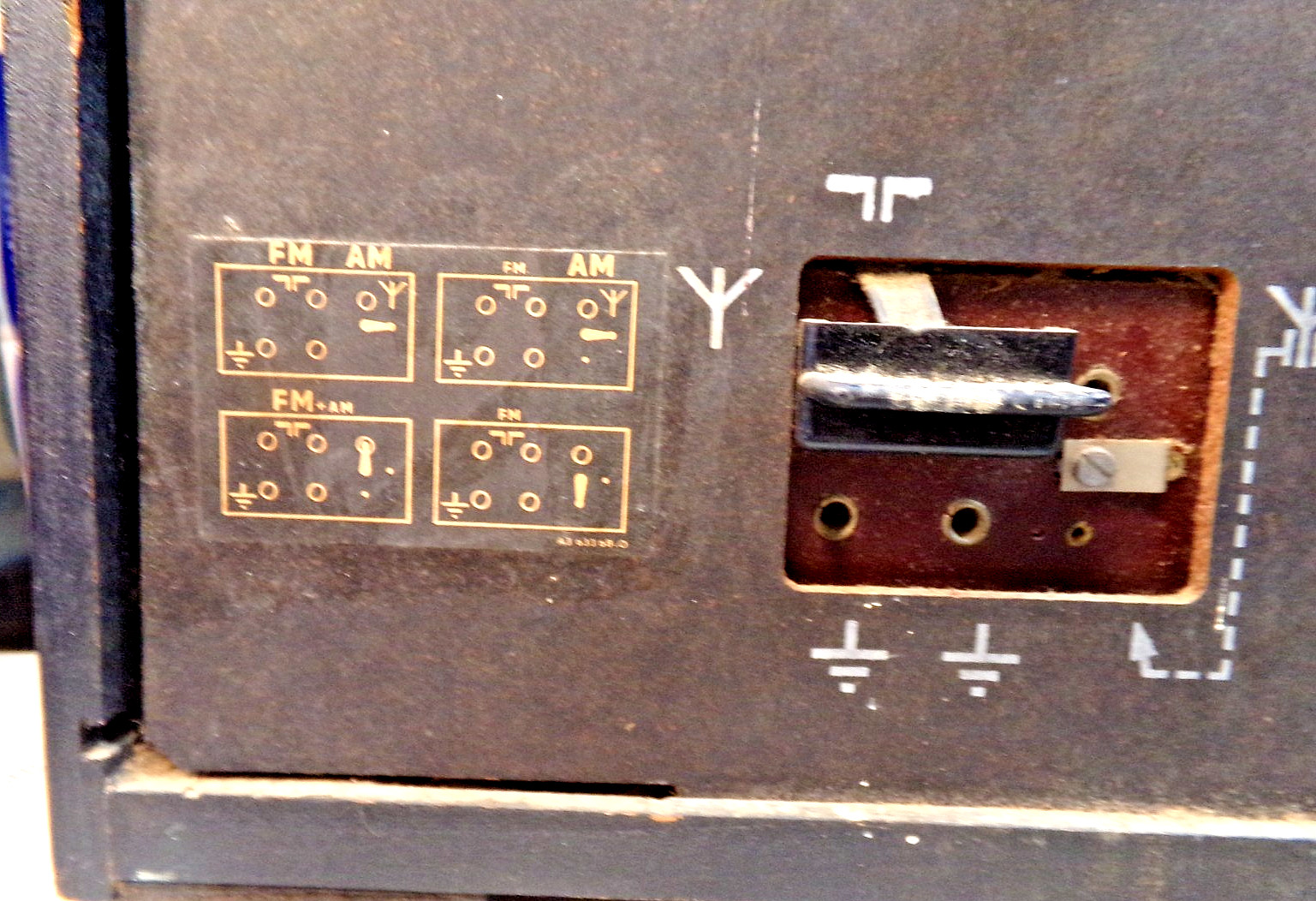 WORKS Norelco Radio Bi-Ampli Made in Holland B5X98A HUGE 21.25" x 13.25" x 8.5"