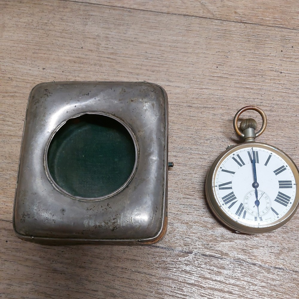 Vintage table clock Swiss Made