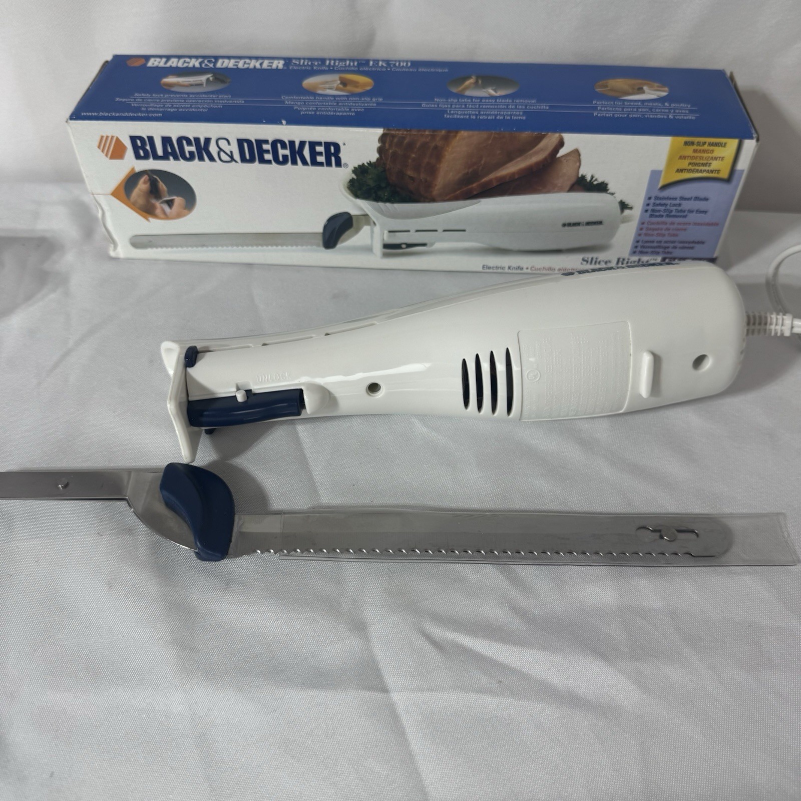 Black & Decker Electric Knife Slice Right EK700 Non Slip Grip Corded Open Box