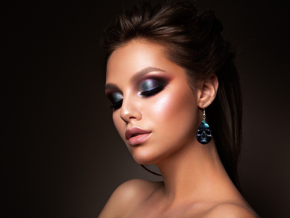 Dark Shadowed Skull Teardrop Earrings