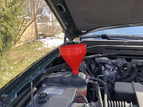 75-070 Polyethylene Plastic Funnel w/ Screen - 2 Quart One Size