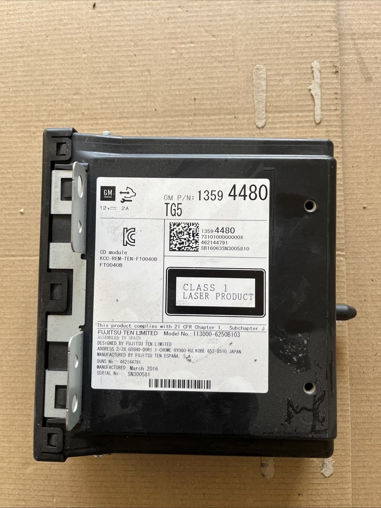 2015 Vauxhall Insignia FACELIFT CD Player 13594480 (will need decoding)