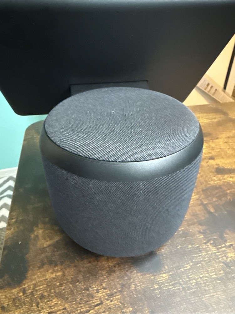 Amazon Echo Show 10 (3rd Gen.) Smart Speaker - Charcoal