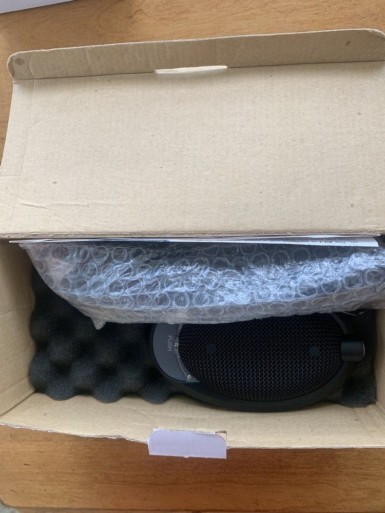 AV Essentials AV-1 Boundry Microphone