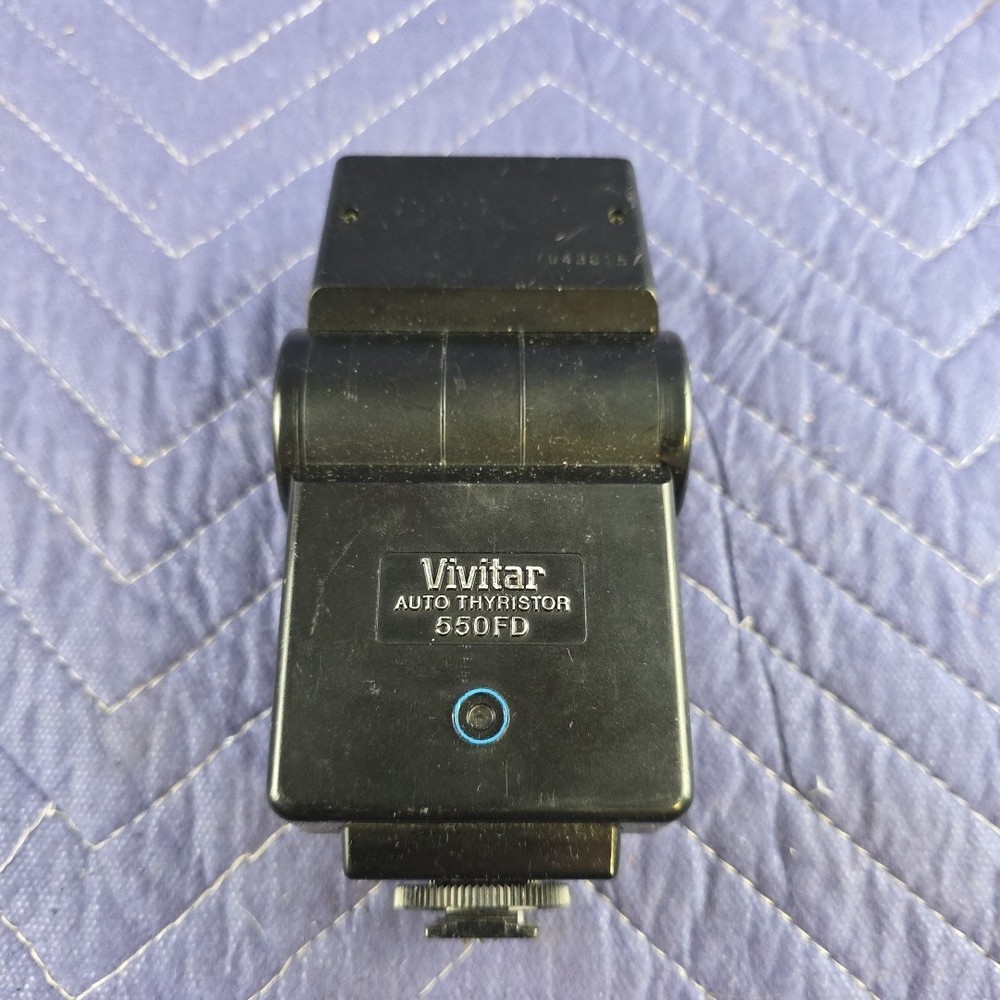 Vivitar Auto Thyristor 550FD Flash Unit – Tested Working