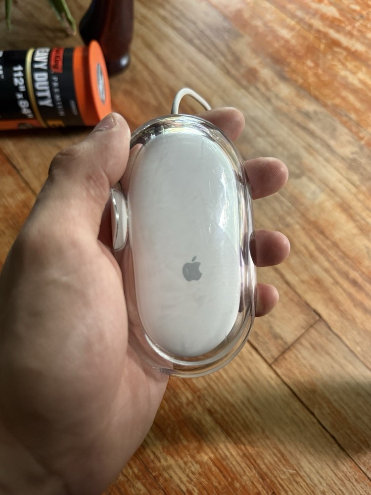 Apple Wired Keyboard And Bluetooth Mouse