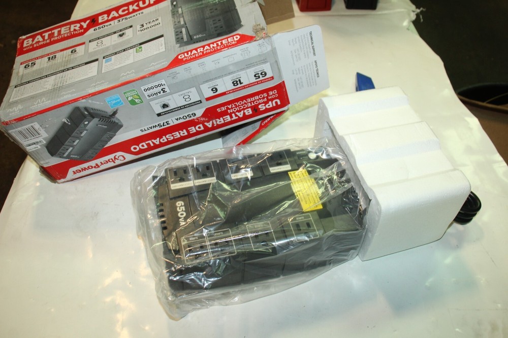 CyberPower Battery Backup SX650G