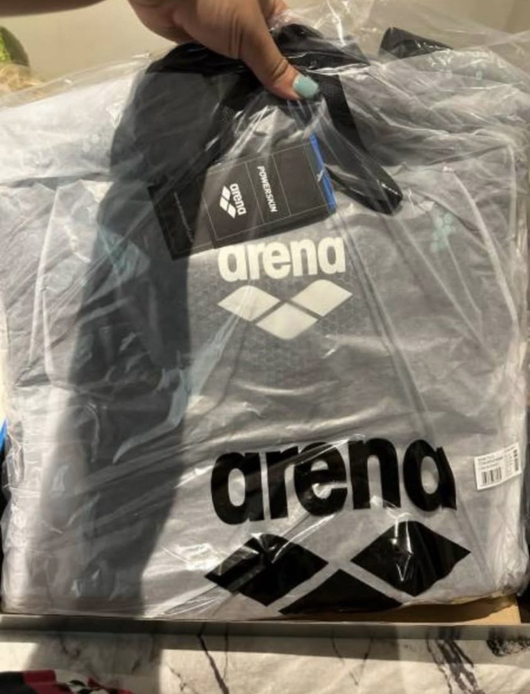 Women’s ARENA Storm Wetsuit - Medium