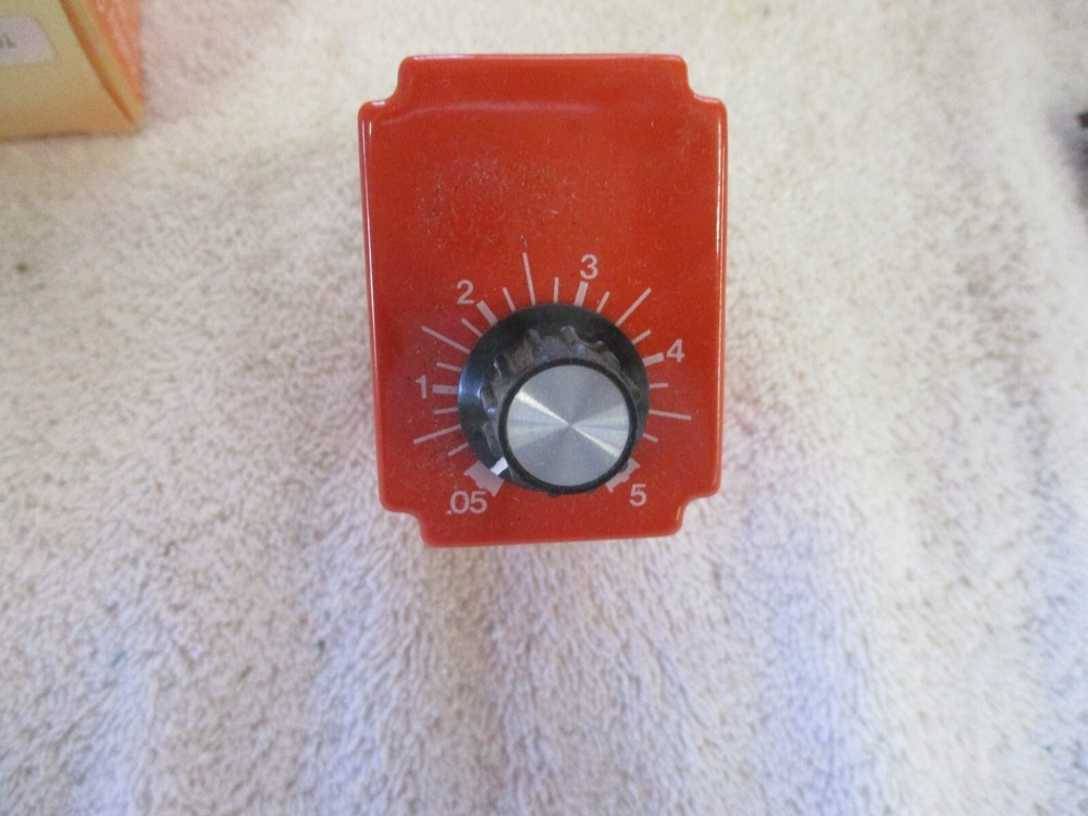 NIB ncc Solid State Time Delay Relay .05-5SEC 120V T1K-00005-461