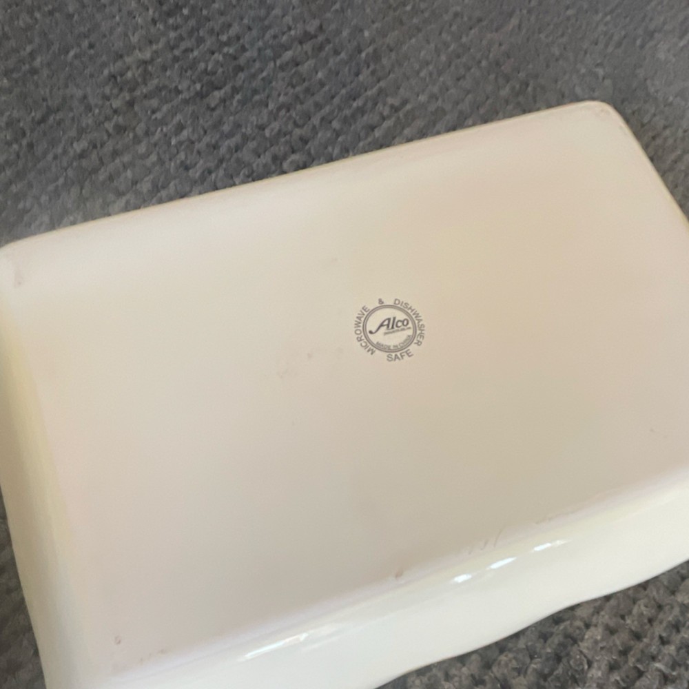 Alco Beige Ceramic Rectangular Tray Glossy Finish